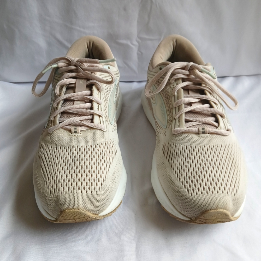 Brooks Ariel gts 23 Women's Running Shoes